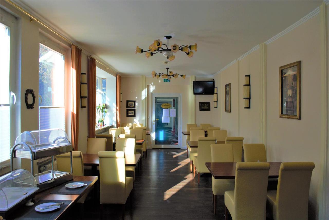 Hotel Am Bahnhof Weilburg Zewnętrze zdjęcie