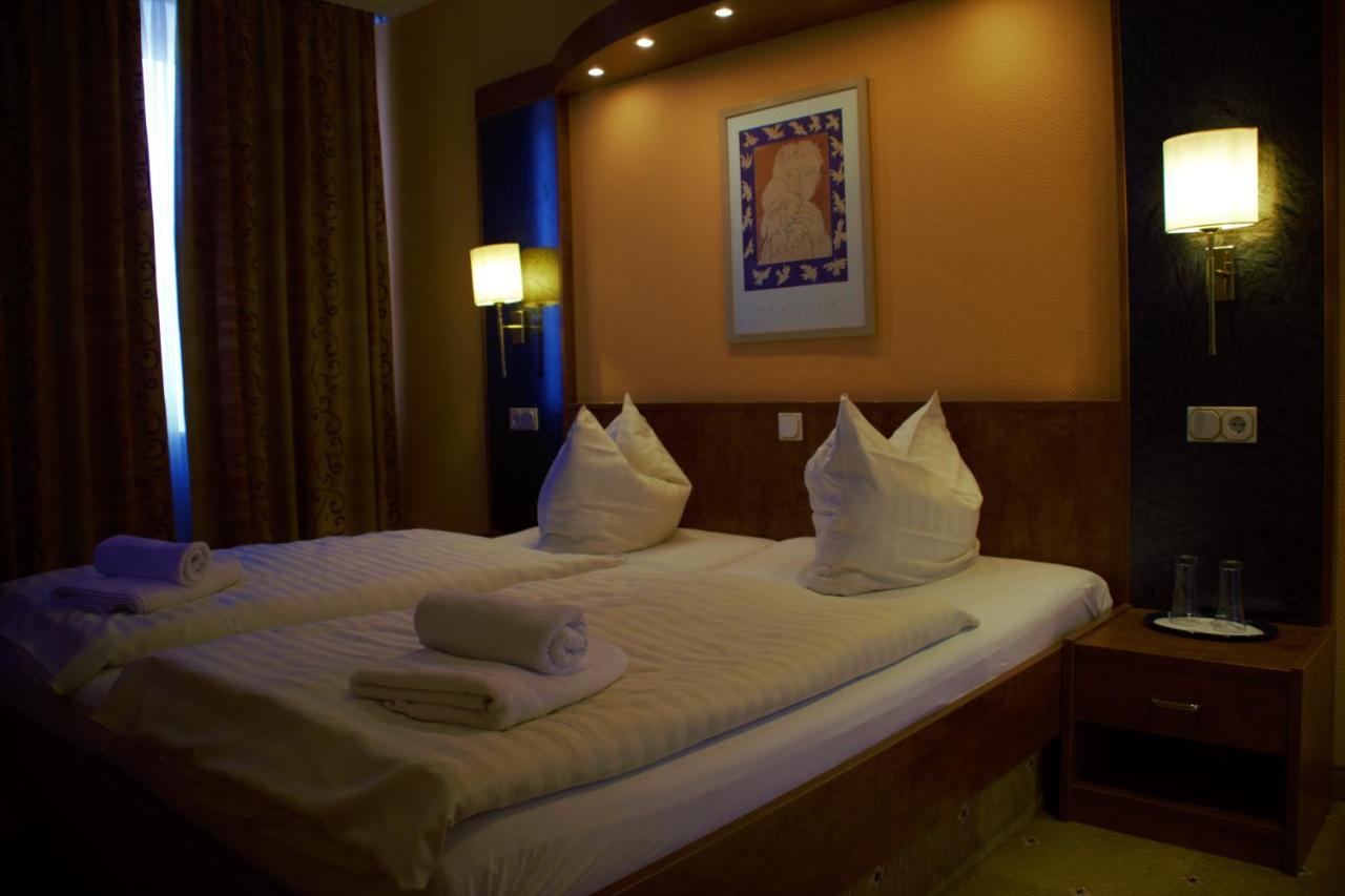 Hotel Am Bahnhof Weilburg Zewnętrze zdjęcie